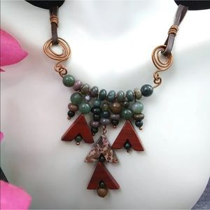 Vintage. Green / Burgundy Triangular Necklace. 18.5”.
